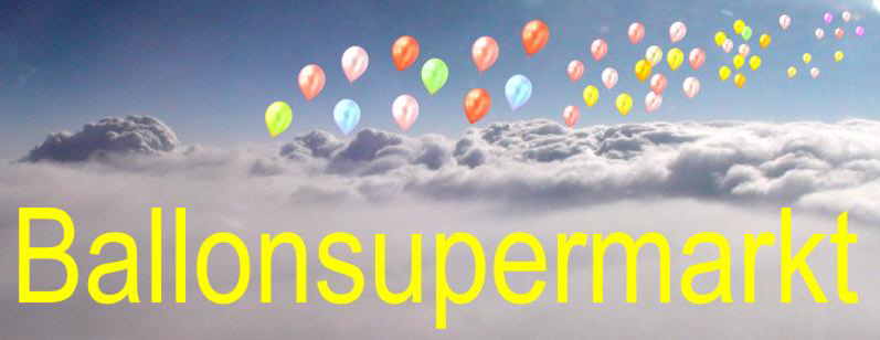 Ballons über den Wolken