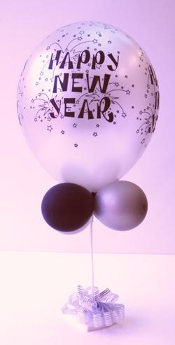 Tischdekoration Happy New Year, Luftballons als Silvester Tischdeko